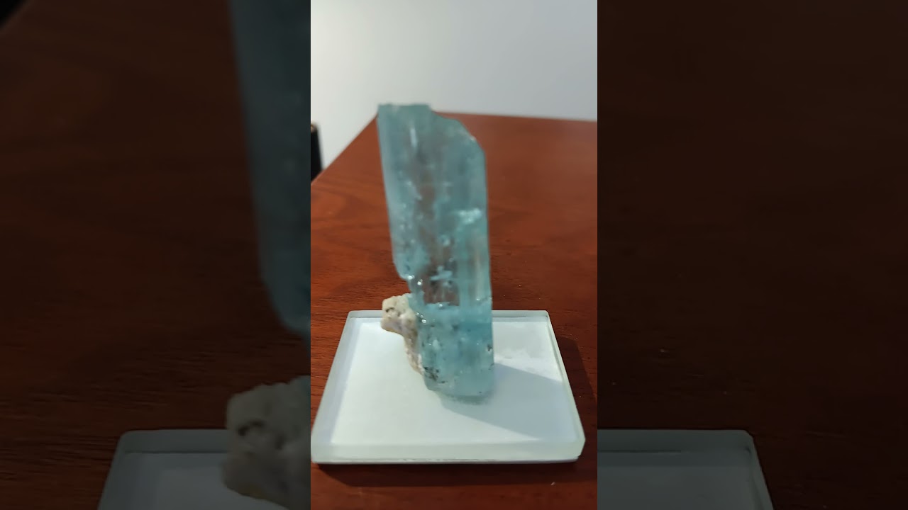 How to spot fake aquamarine #billingsrockshop