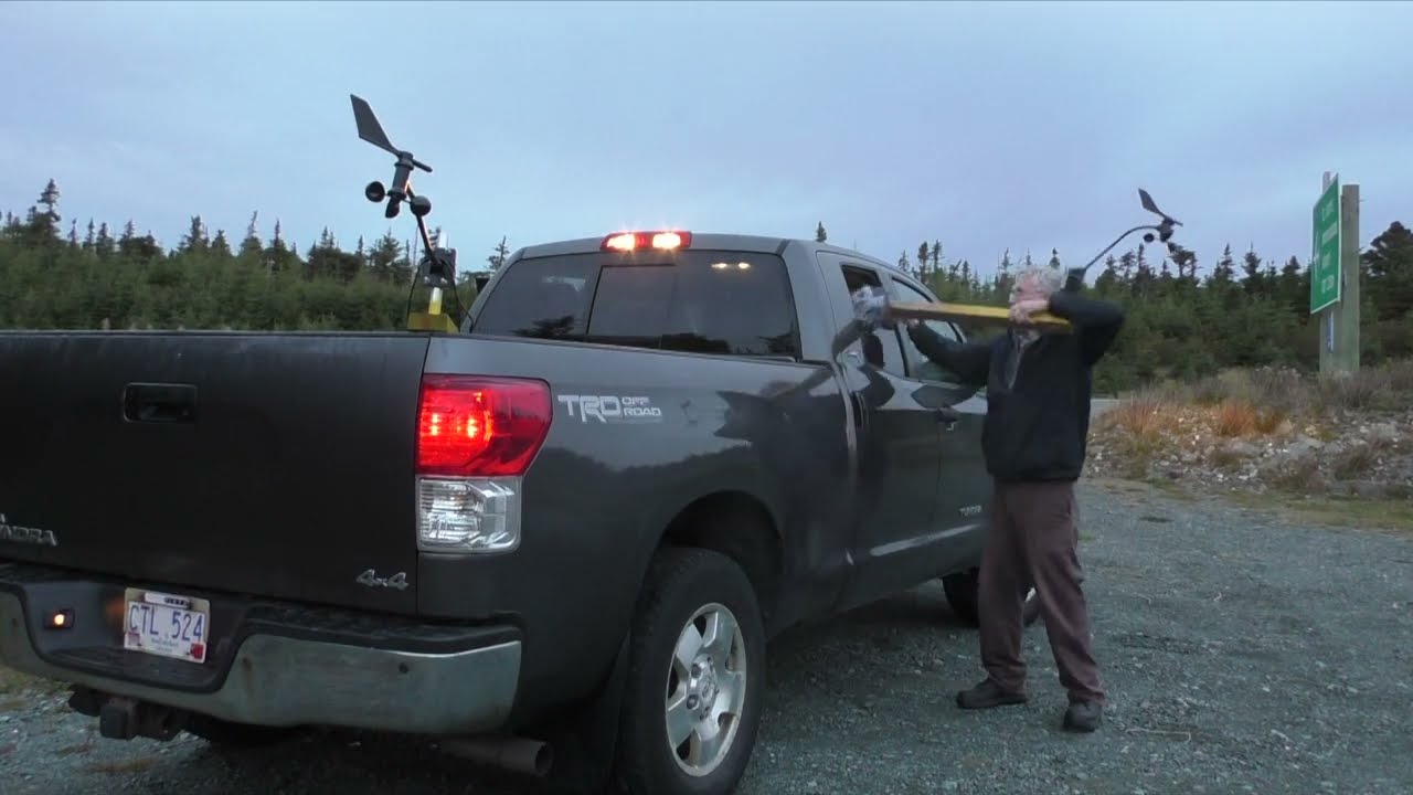 Davis Vantage Pro2 weather station pickup truck tests, wind speed and direction, temp and humidity