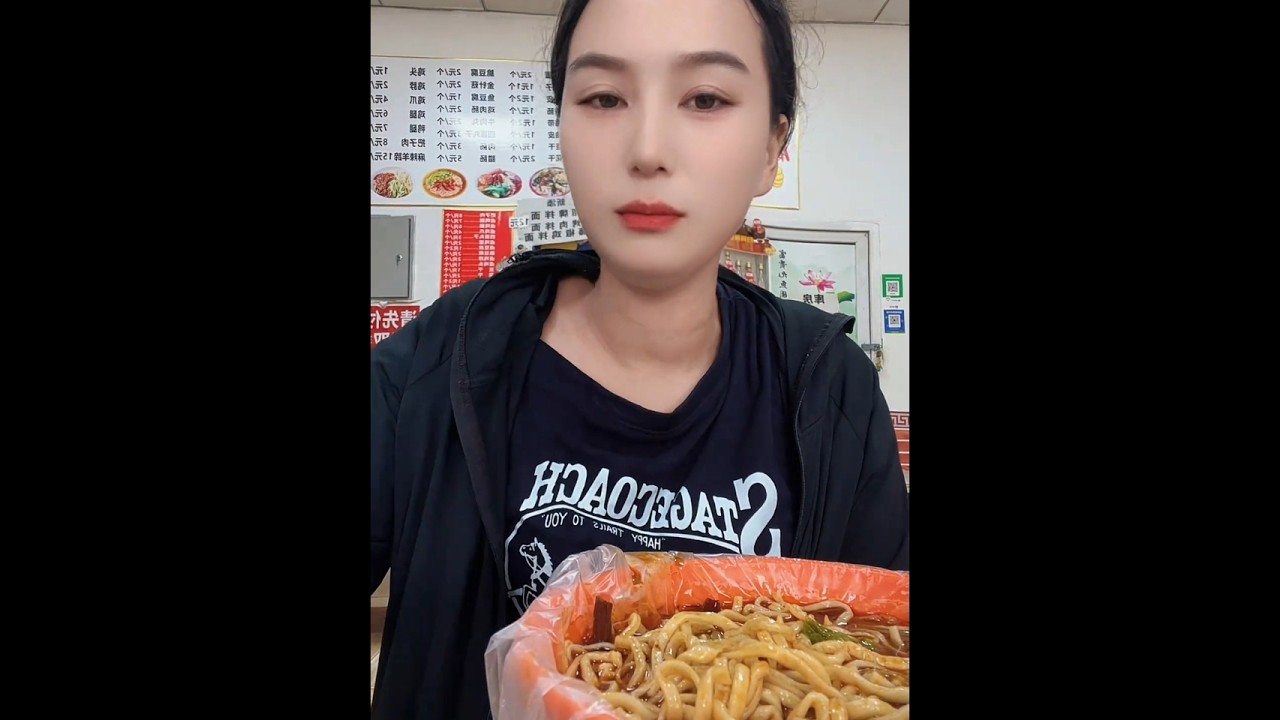 世界上没有白费的努力也没有碰巧的成功一切的无心插柳其实都是水到渠成越努力越幸运加油#拉货司机 #货运女司机 #原创视频 #货运行业