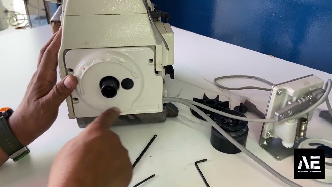 Passo a passo de como trocar um motor antigo da máquina de costura por um motor Direct Drive.