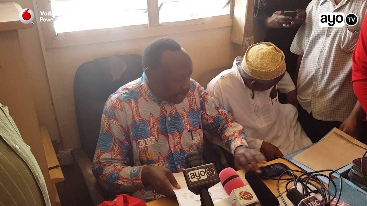 Prof Lipumba ameyaongea haya baada ya kuingia makao makuu ya CUF