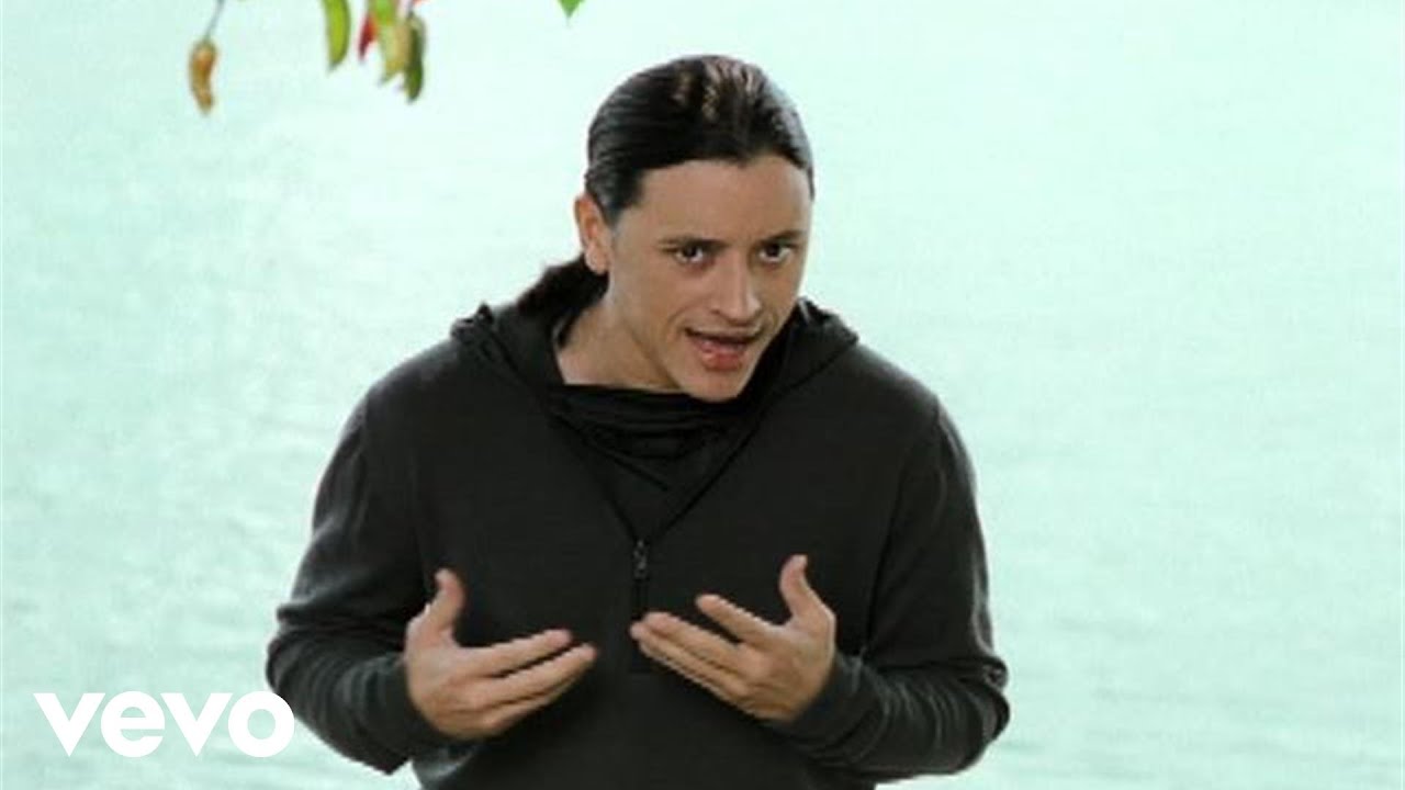 Elvis Crespo - Por El Caminito (Video Version)
