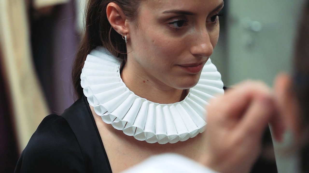 The costumes for 'Les Huguenots' | Behind the scenes