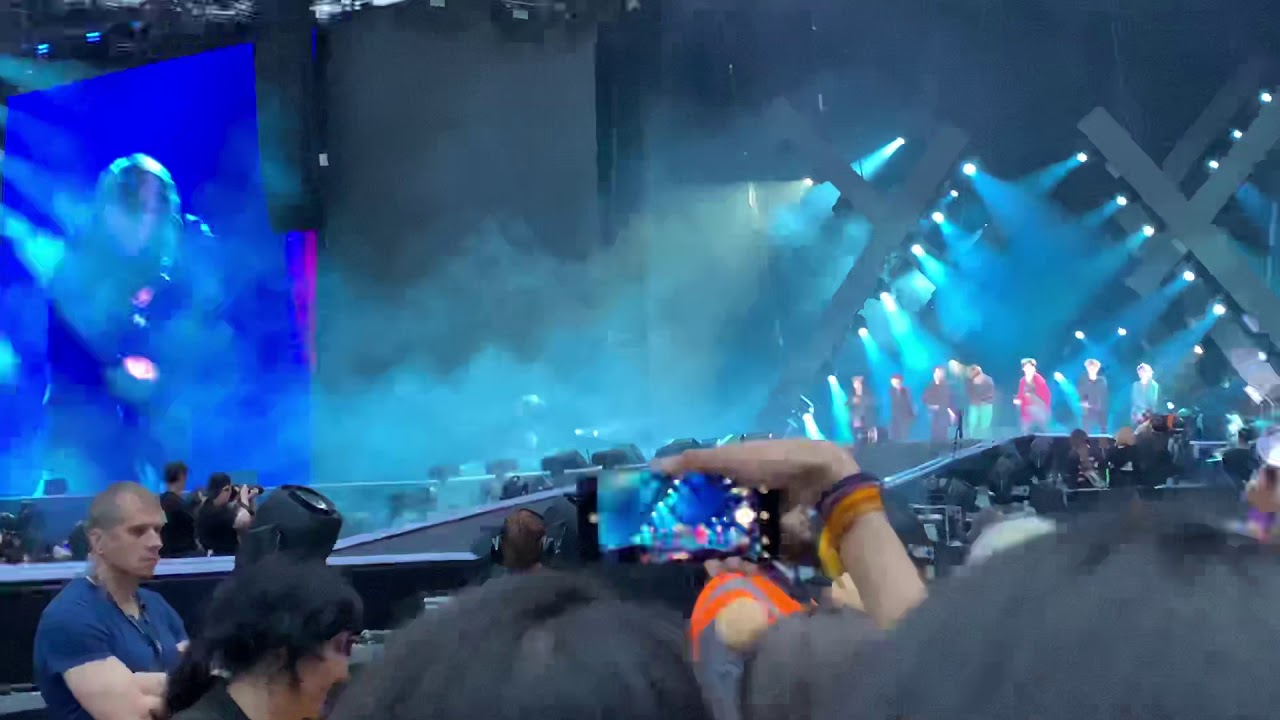 BTS FAKE LOVE (London Day 2) at Wembley Stadium