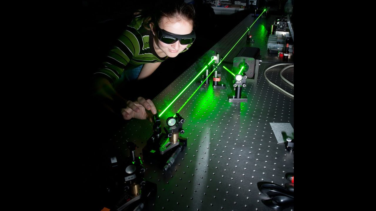 À la découverte du laboratoire Matériaux, Optique, Photonique et Systèmes