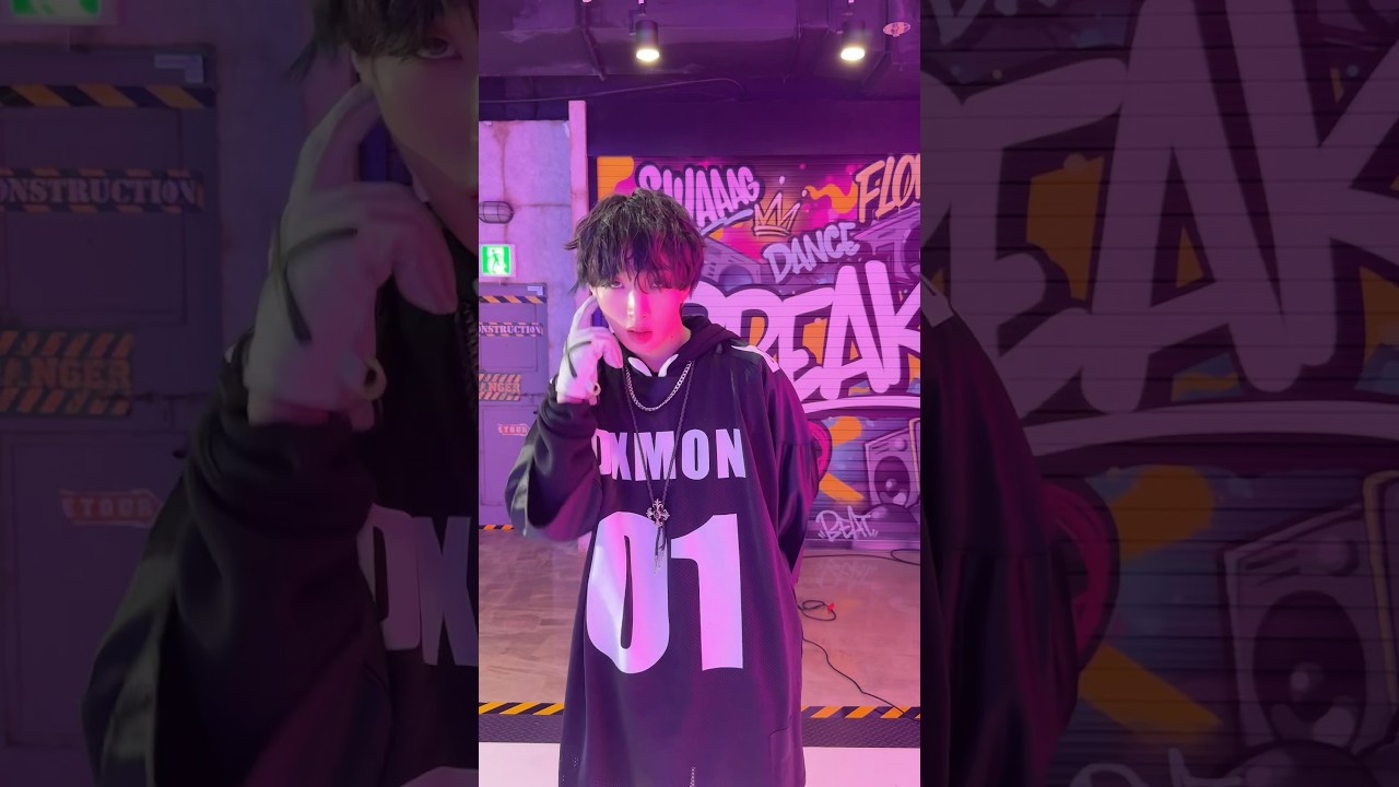 Catch one&rsquo;s breath #DXMON #다이몬 #NWB #DXMON_NWB #HYPERSPACE #DXMON_HYPERSPACE