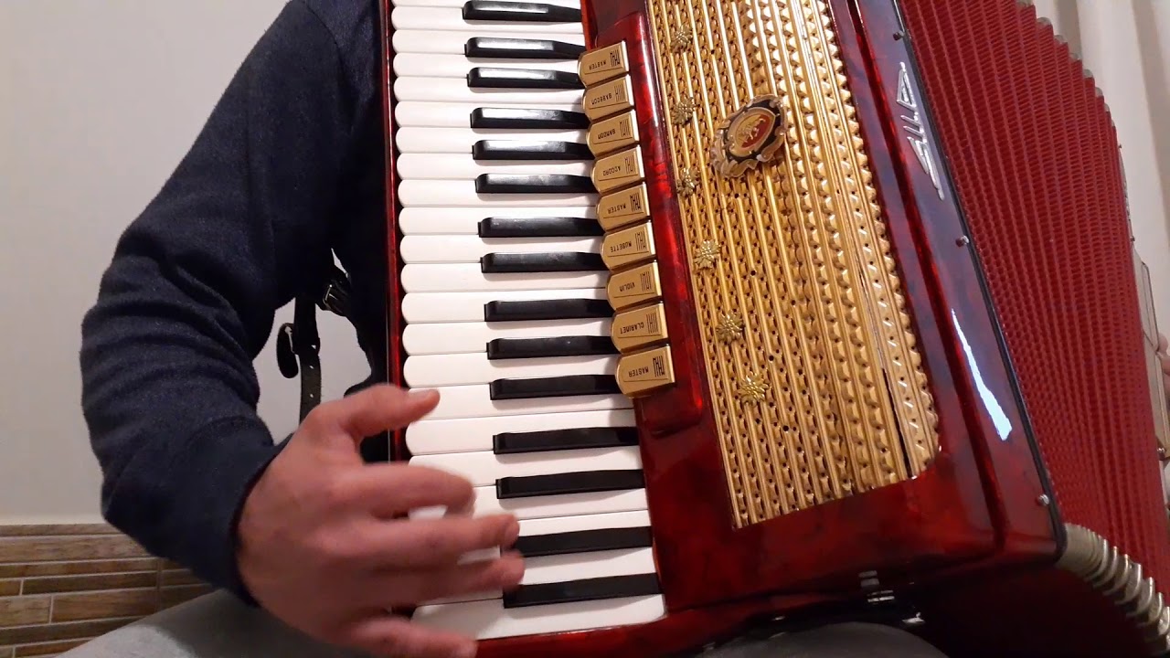 Vídeo Aula Acordeon ( Trança de China - Gildo de Freitas )