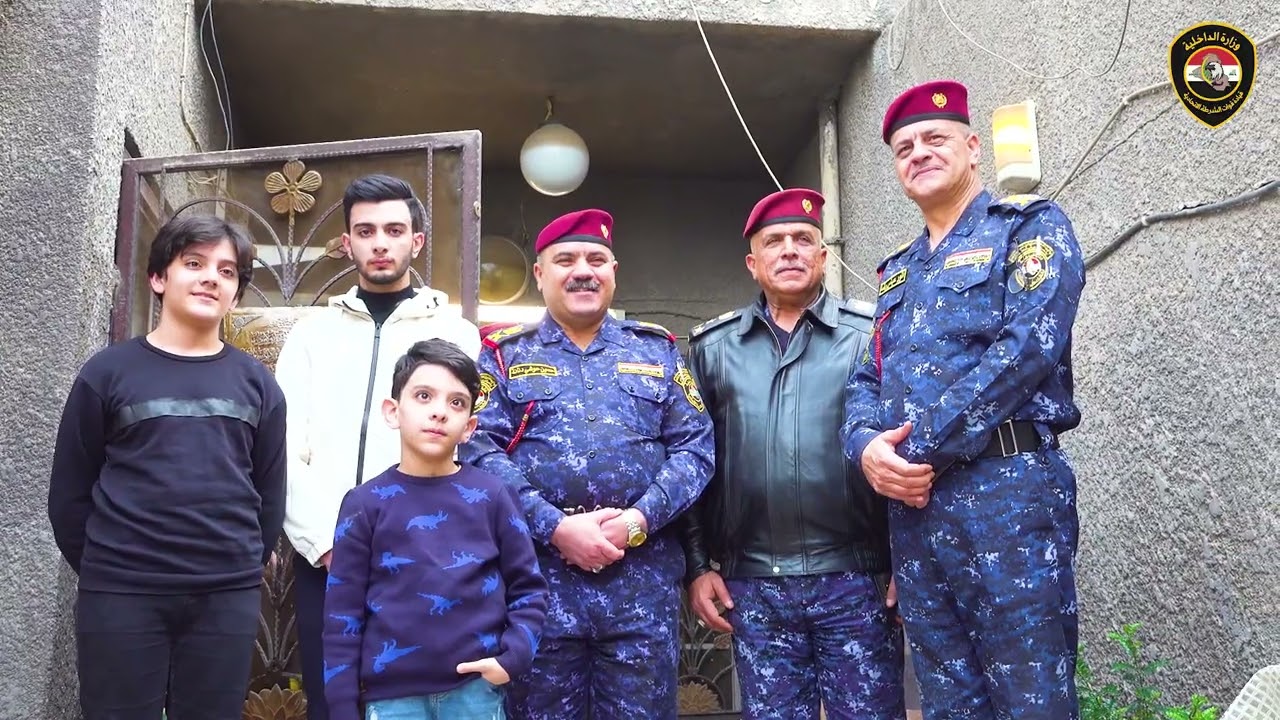 زيارة السيد رئيس أركان قيادة قوات الشرطة الاتحادية لبعض من عوائل الشهداء بيوم عيد الشرطة
