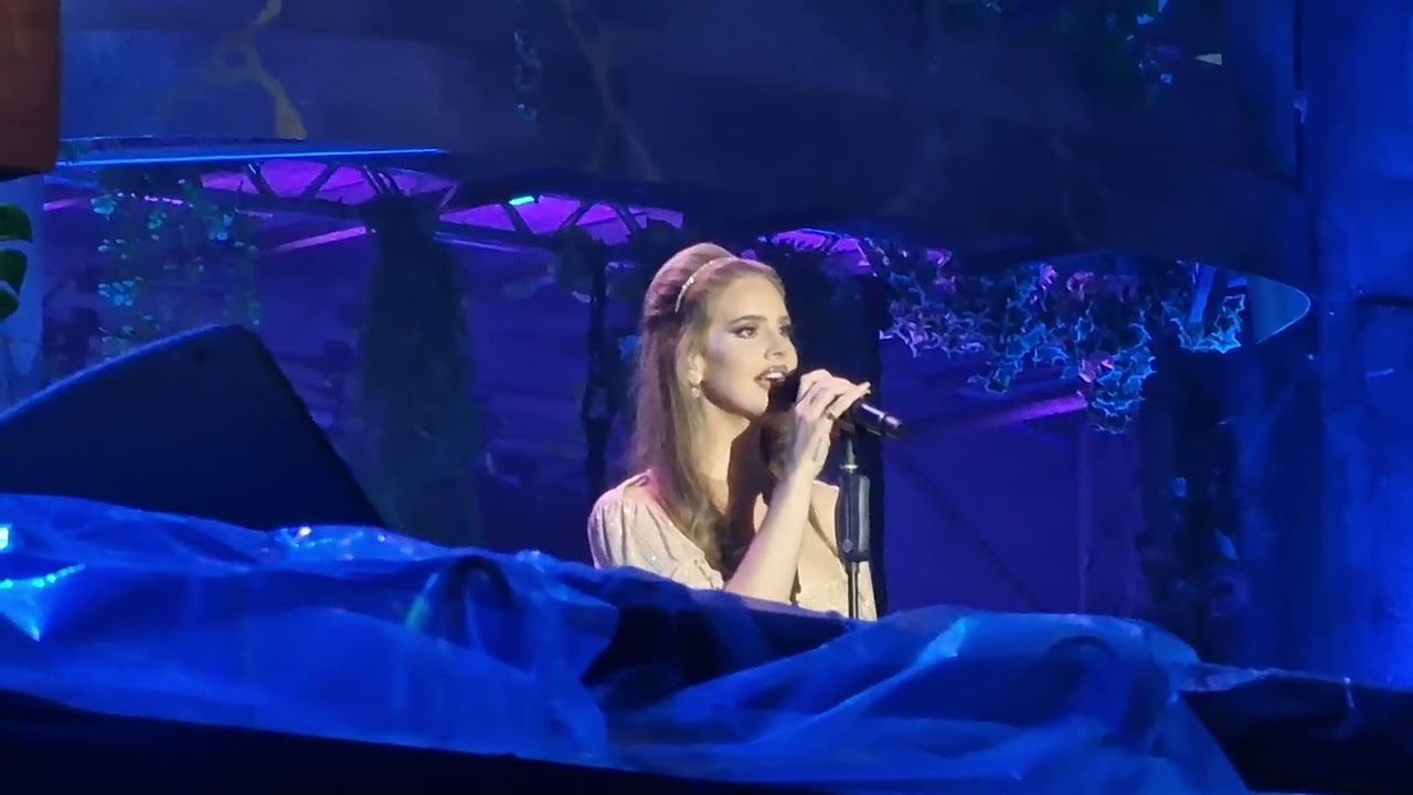 Lana Del Rey - Arcadia | Live in Porto