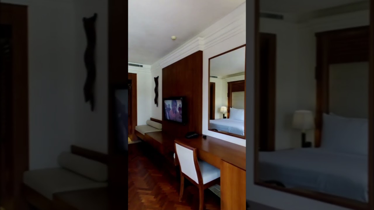 Nusa Dua Beach Hotel & Spa, Bali; portrait video, room tour