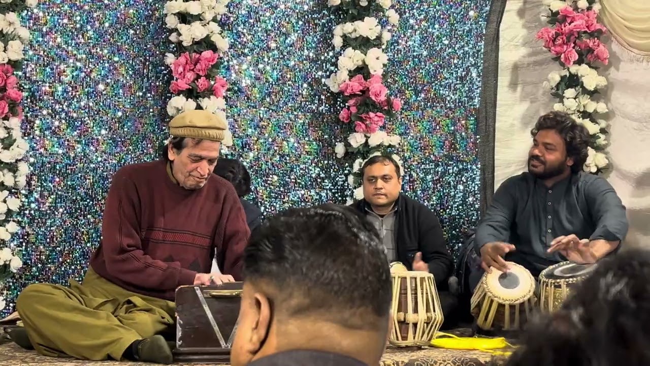 Mottram Ustad Nusrat Fateh Ali Khan Shahigrd ￼￼