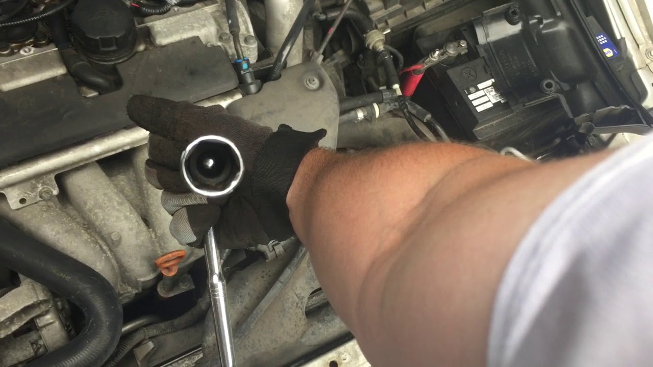 Changing Spark Plugs In 2002 Volvo S40 Easy Job