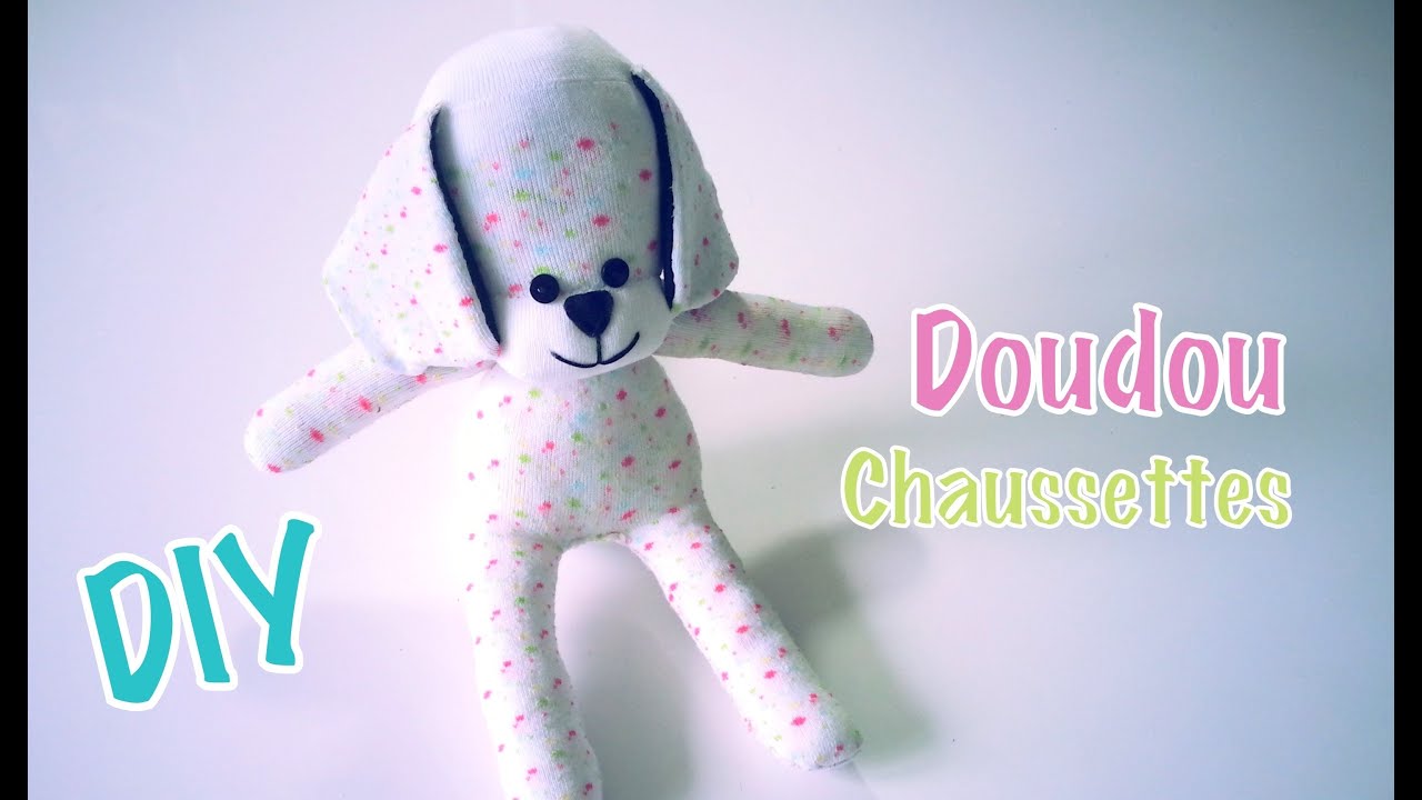 DIY Doudou Peluche Chien avec une paire de chaussettes