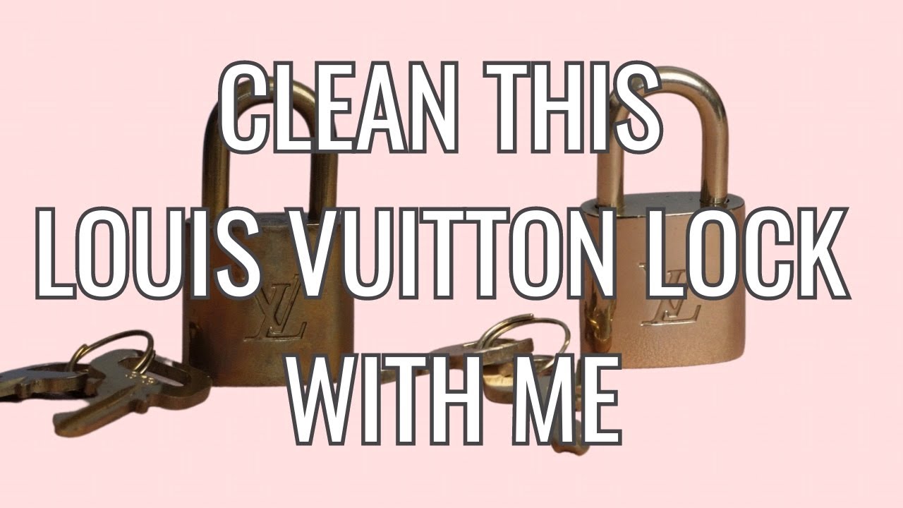Polishing a #LouisVuitton  lock set with #sidol
