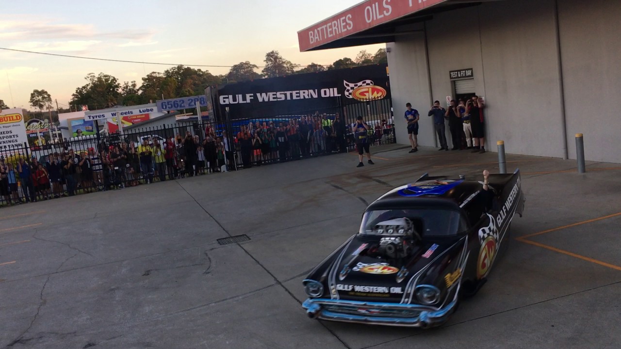 Victor Bray doing burnouts at RedPoint May 1