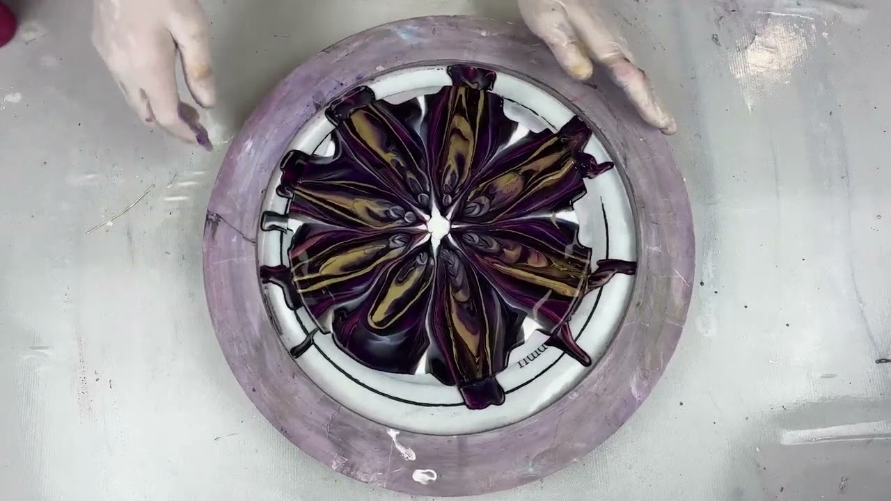 309. Sheleeart  Fluid Artist -  Boom Gel Stain - Leaky Cup - Satisfying