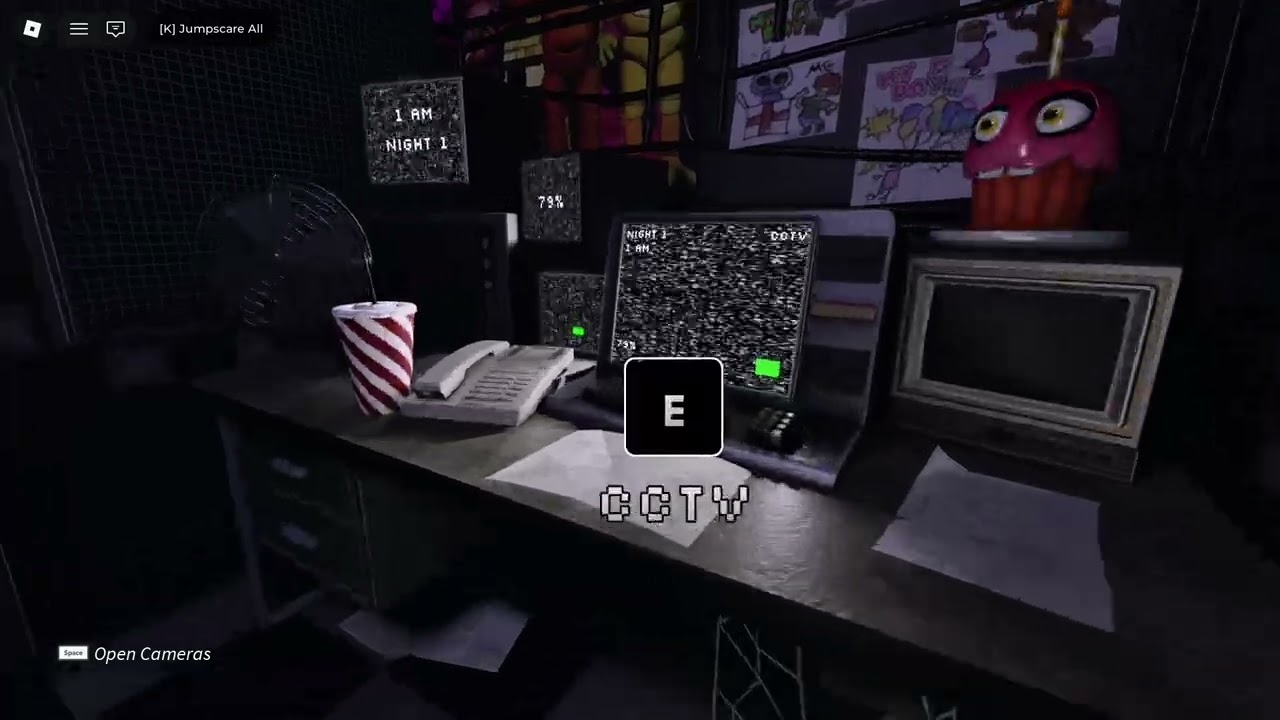 PLAYING FNAF COOP😯