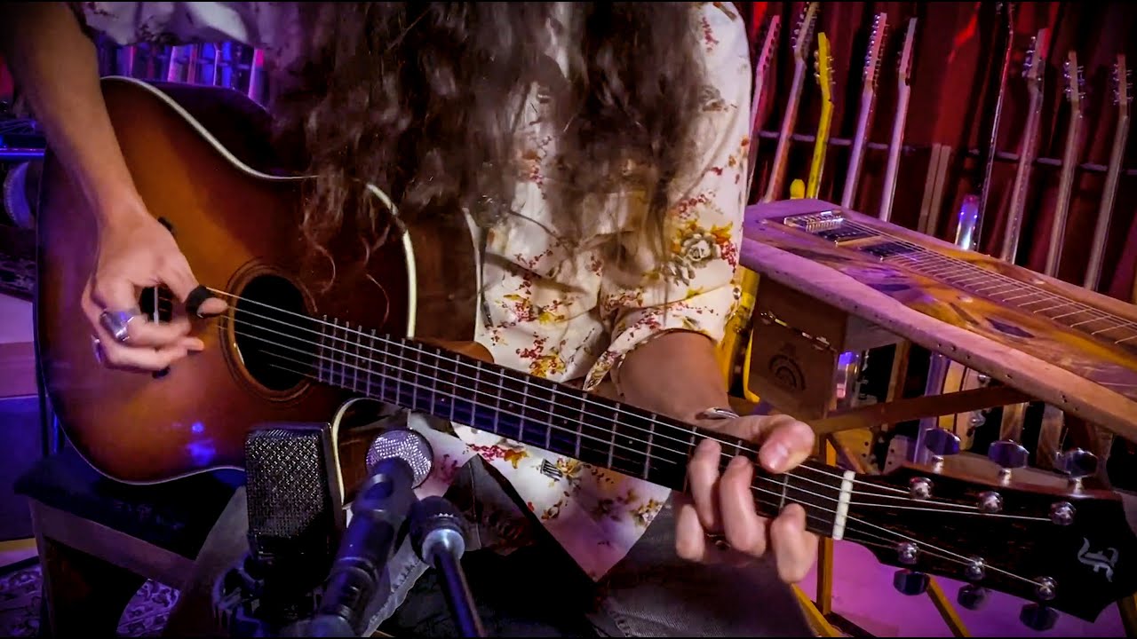 Fleetwood Mac's THE CHAIN | Acoustic Fingerstyle Guitar Cover
