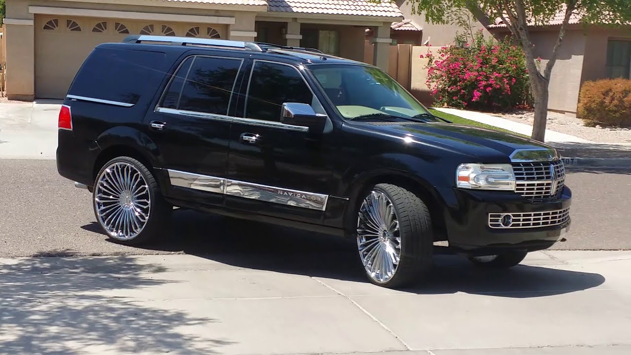 LINCOLN NAVIGATOR ON 28'S