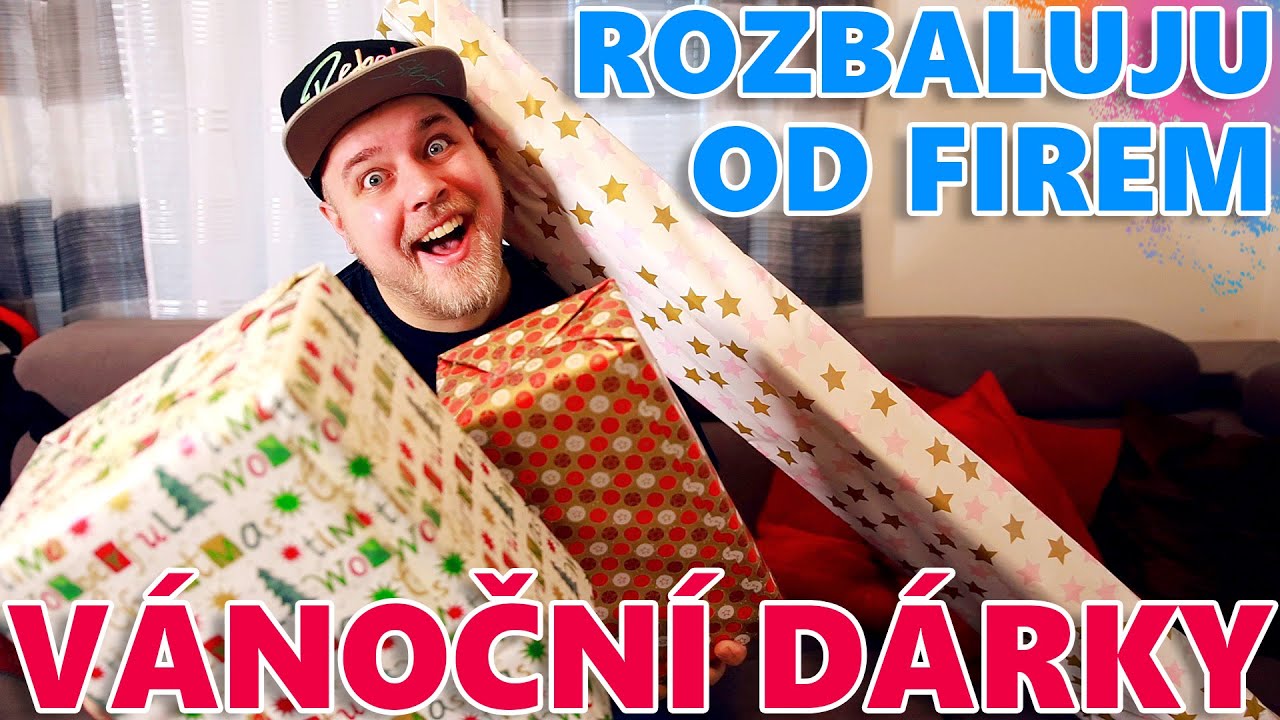 ROZBALUJU VÁNOČNÍ DÁRKY OD FIREM A CO JSEM KOMU KOUPIL? - WEEK #346