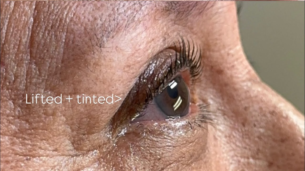 Watch me work ⭐️ Creating this high lash lift for short lashes