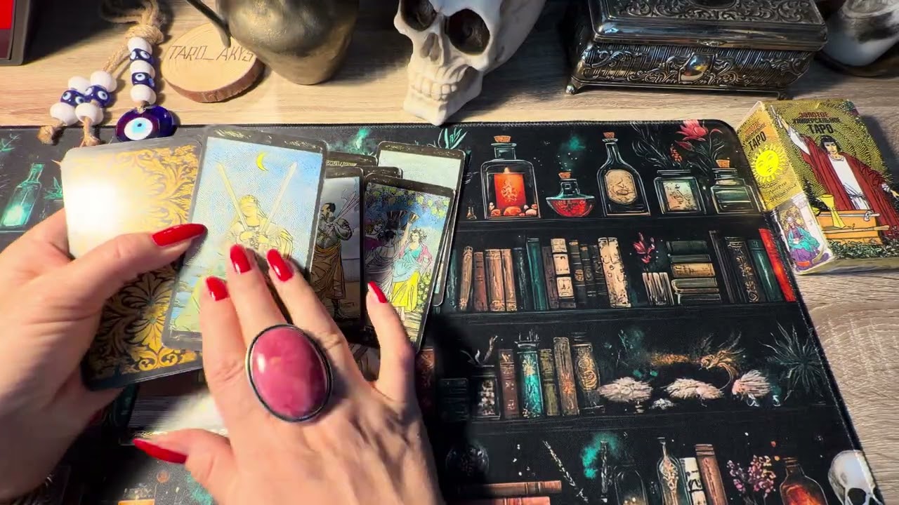 💀🕯️🦇Он сейчас думает о вас?#таро #событиянапороге #картыдлягадания 