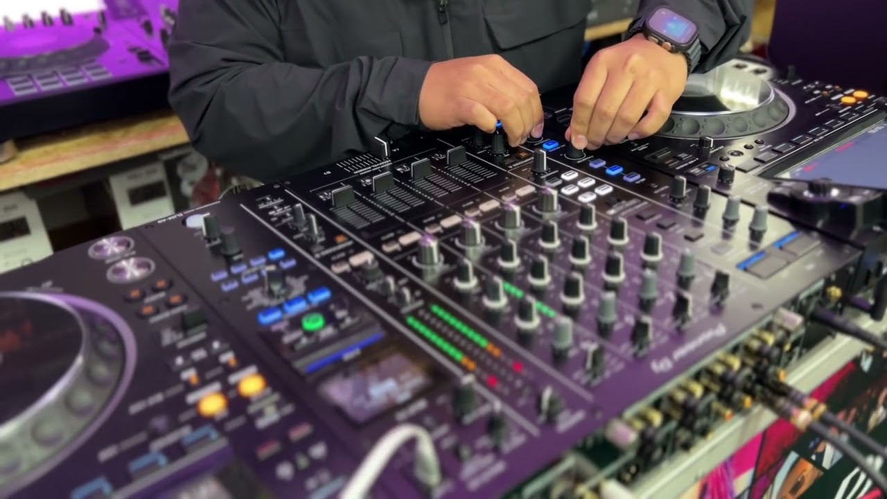 DJM-A9 new features on mic #djma9 #pioneerdj #djjoshm