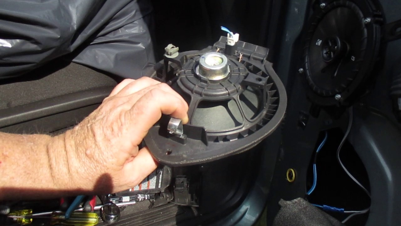 replacing speakers in my traverse