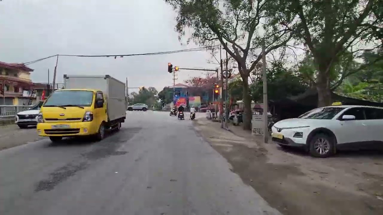 Bỏ phố về quê 486 thứ 2 mùng 7 hết tết khai xuân vỡ trận