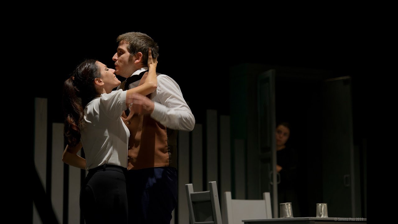 Teatro Bresci / 