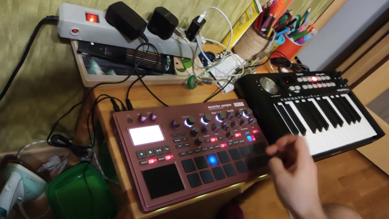 Korg Electribe 2 - live playing