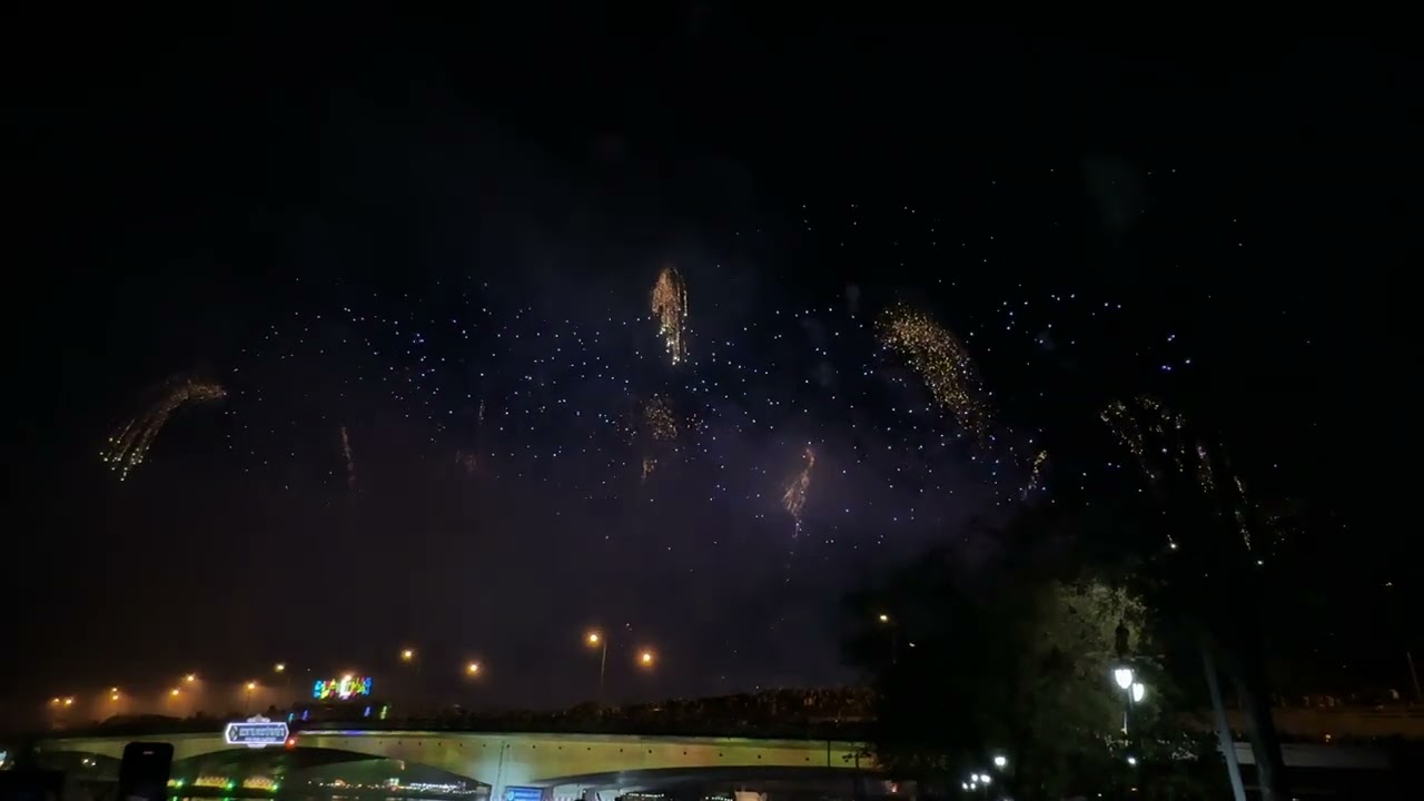 Chao Phraya Fireworks | Bangkok | December 2025