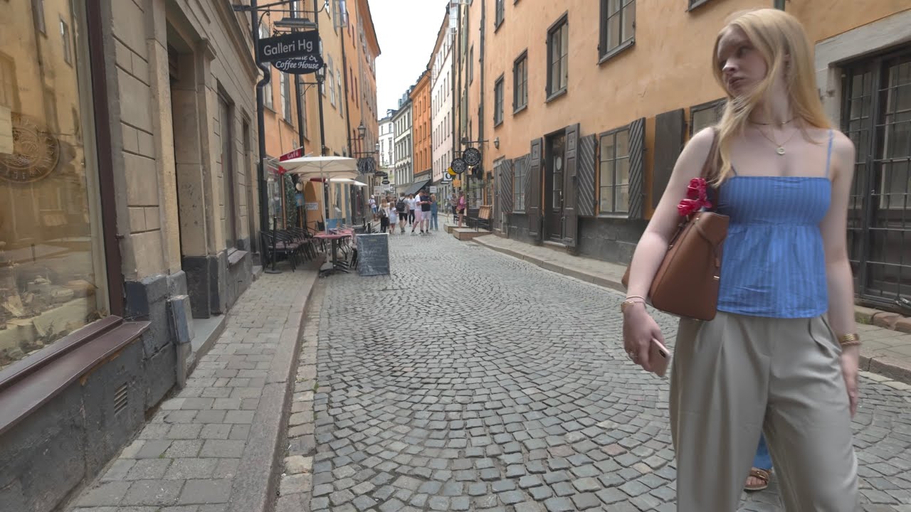 You Won’t Believe This Street in Stockholm | 🇸🇪 Gamla Stan, Old Town Sweden 4k HDR Walking Tour Vlog
