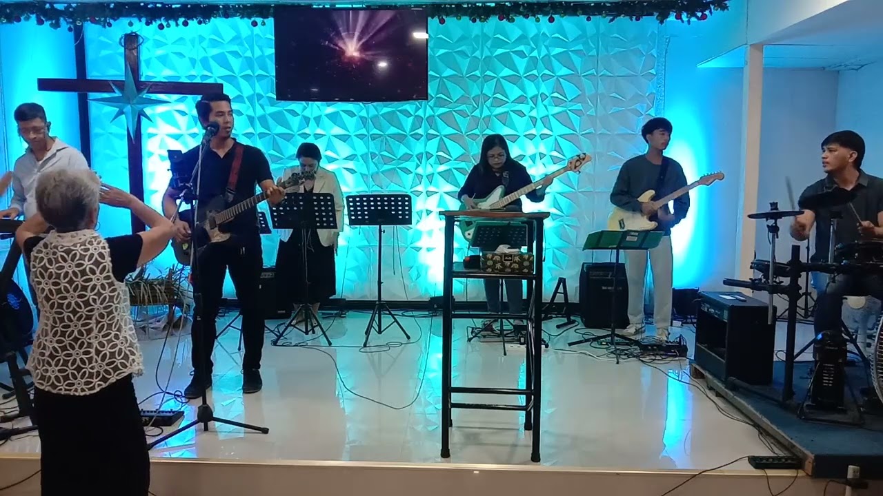 Dec2125CrossoverChurch