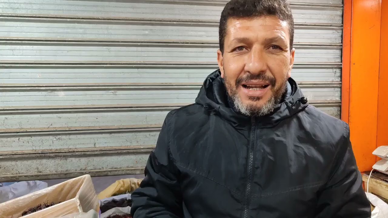 مصطفى غاضب عن بعض نساء و أمهاتهم إتقو الله في ازواجكم يا أيها نساء هذا الزمن