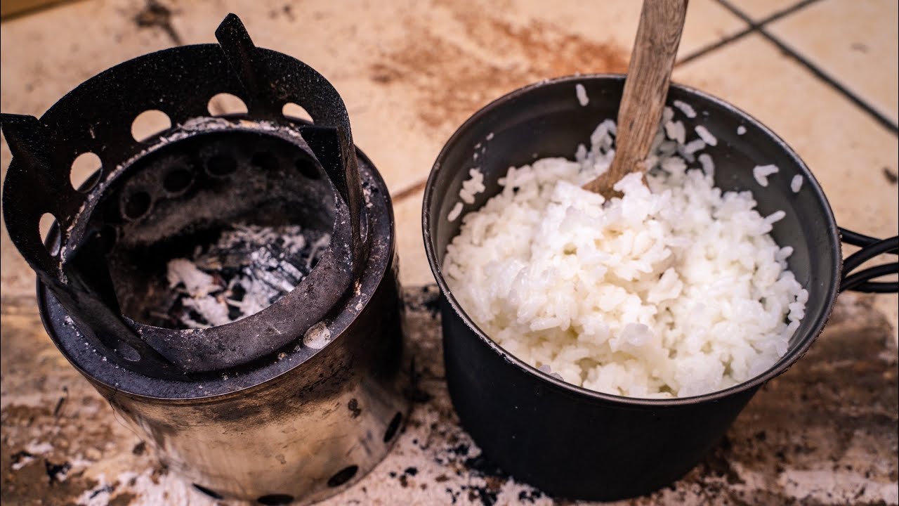 HOW TO MAKE RICE / OUTDOOR COOKING / FIRESTEEL / BUSHBUDDY ULTRA / TWIG STOVE