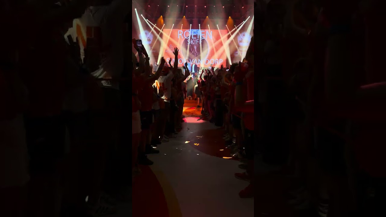 SIMON, SIMON, SIMON 📣 Goud, goud, goud! #teamnl #olympics #crowd #paris2024 #teamnlhuis
