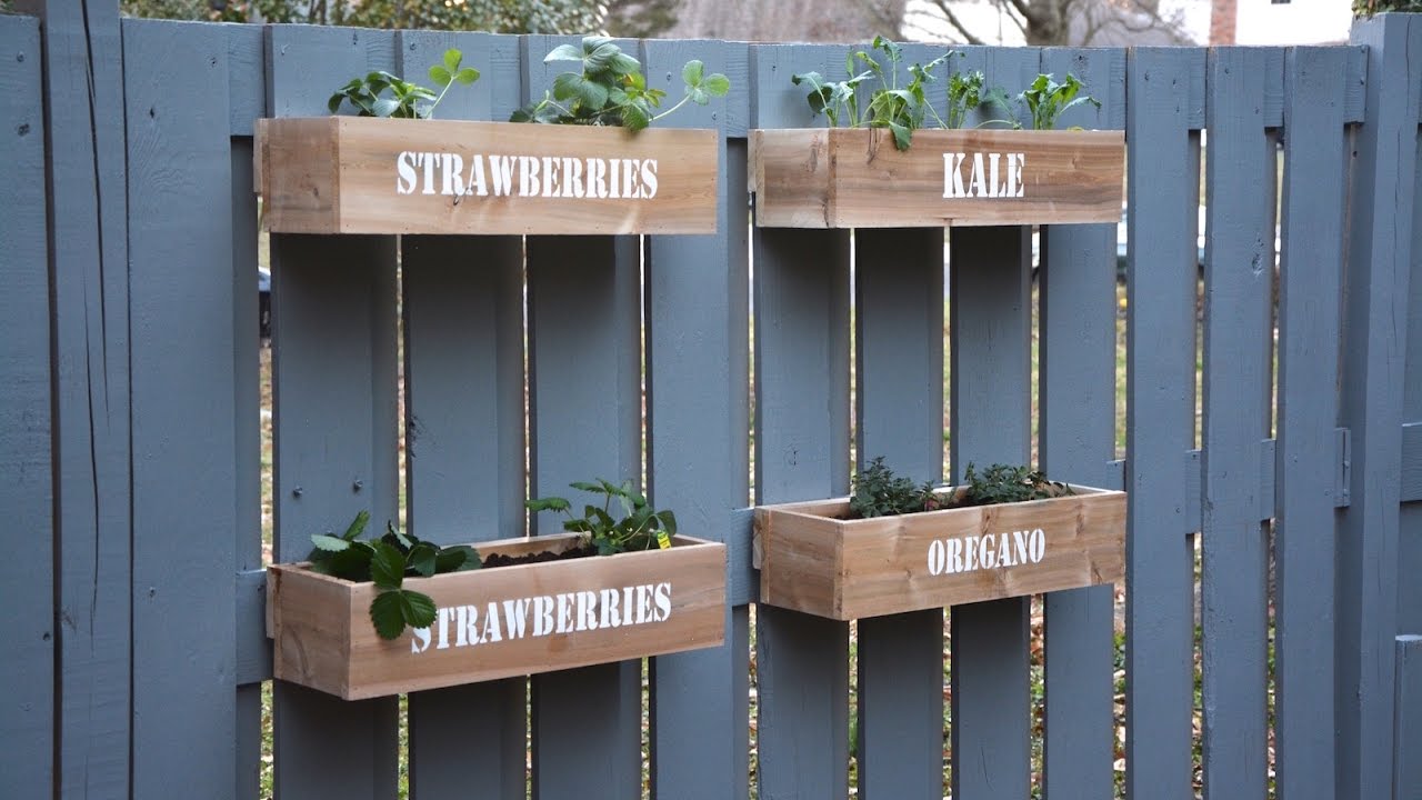 Painting a Fence and How to Make a Hanging Fence Garden - Thrift Diving