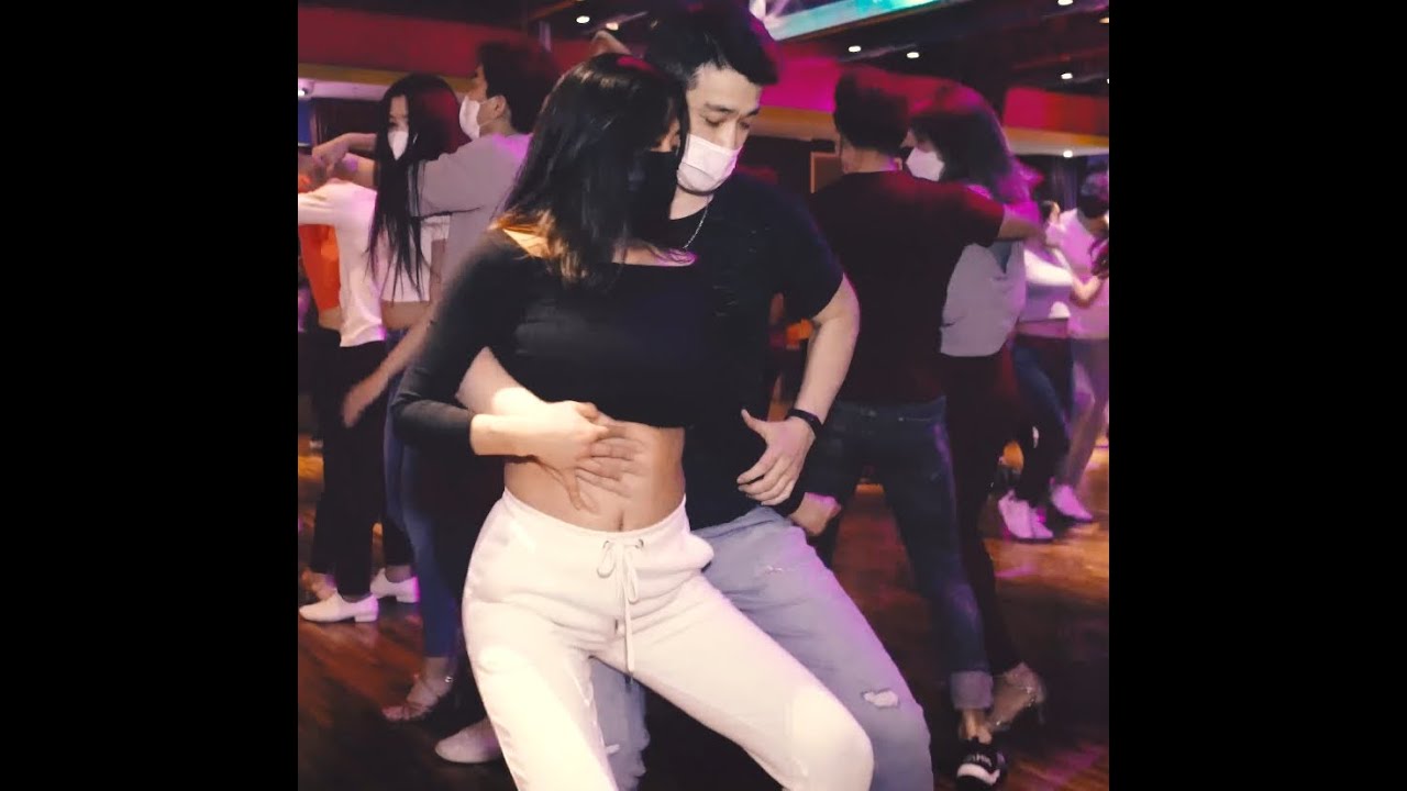 센슈얼바차타 쾌백&애니 bachata sensual social Quebaek y Annie
