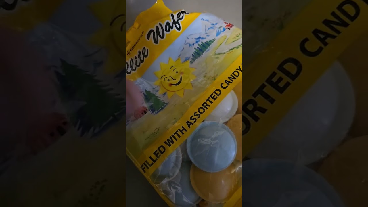 Satellite Wafer AKA Flying Saucer Candy Review.