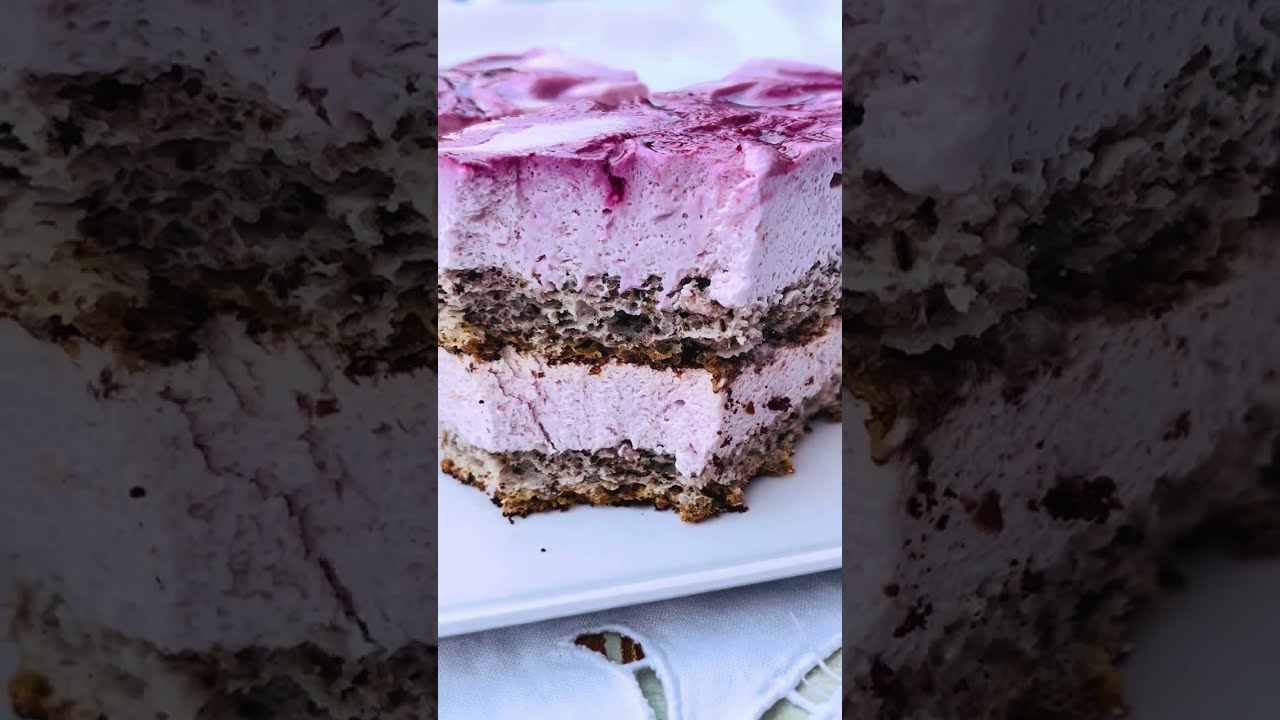 Foi cu nuci, cremă cu frișcă, mascarpone, iaurt și fructe de pădure ❤️