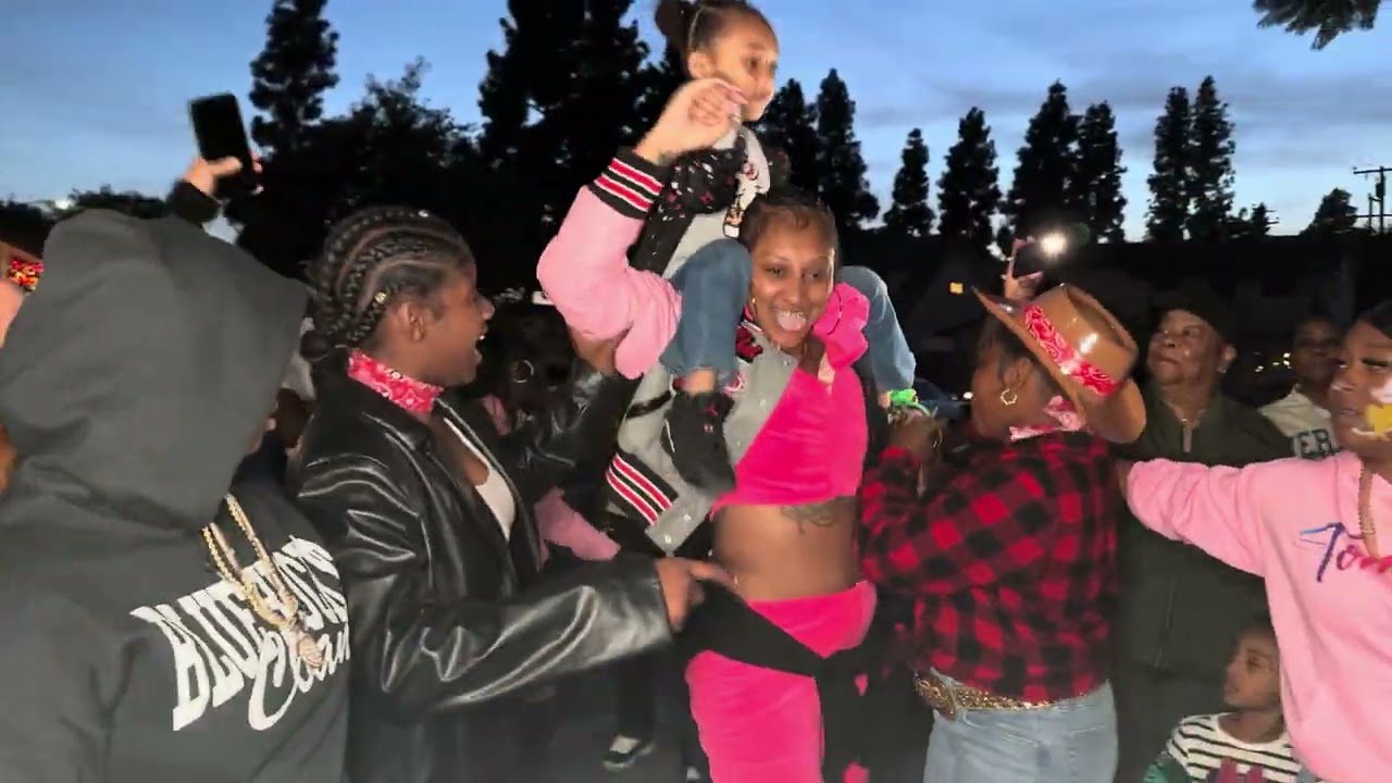 DANG 😳 Them Hotgirlz Parties Be LIT 😲🔥❕ | ‼️😬 Click Link Below⬇️ | VISIT TSQUADGEAR.COM!