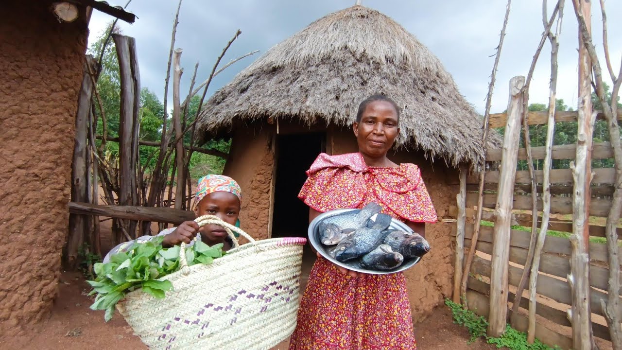 Quick and Easy Deep-Fried Fish Recipe 🍽  You've NEVER Seen 😋  🍲 African Village Life 