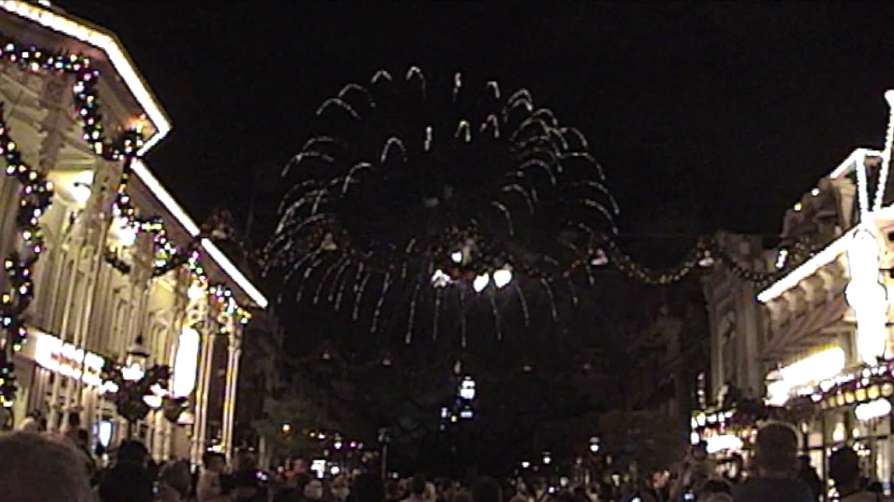 Holiday Wishes: Celebrate The Spirit of the Season 2007 (Extinct)