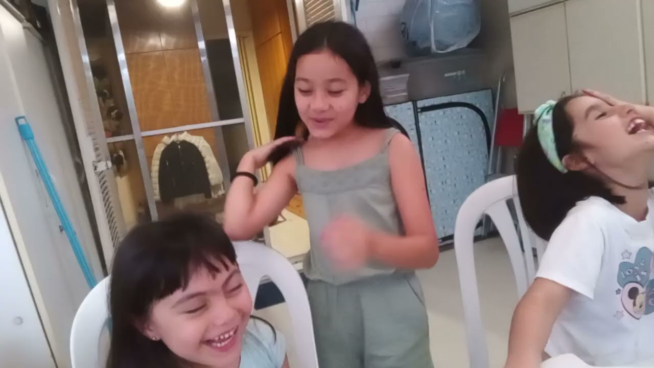 A filha dela está ficando cega