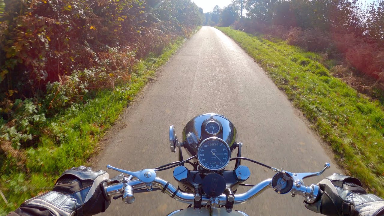 Riding A Classic Motorcycle - 1958 Triumph TR6 Trophy