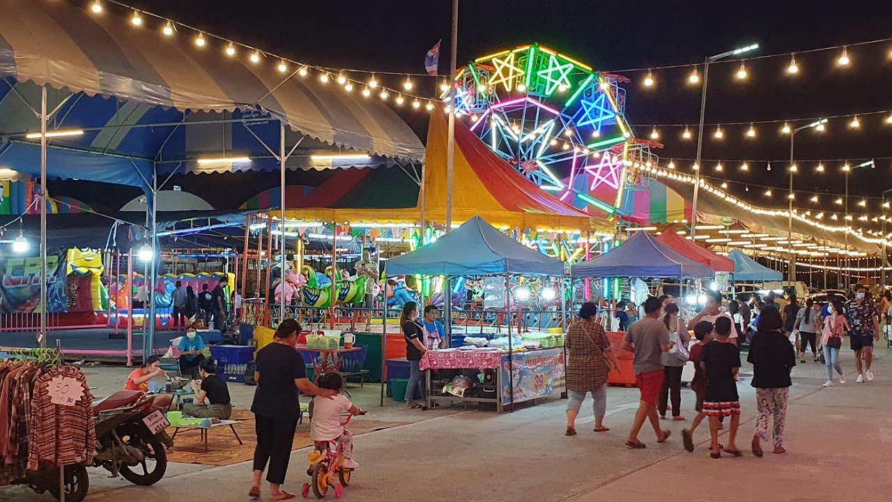 [4K] Fun Fair at Local Night Market in Bangkok | Thai Street Food & Shopping