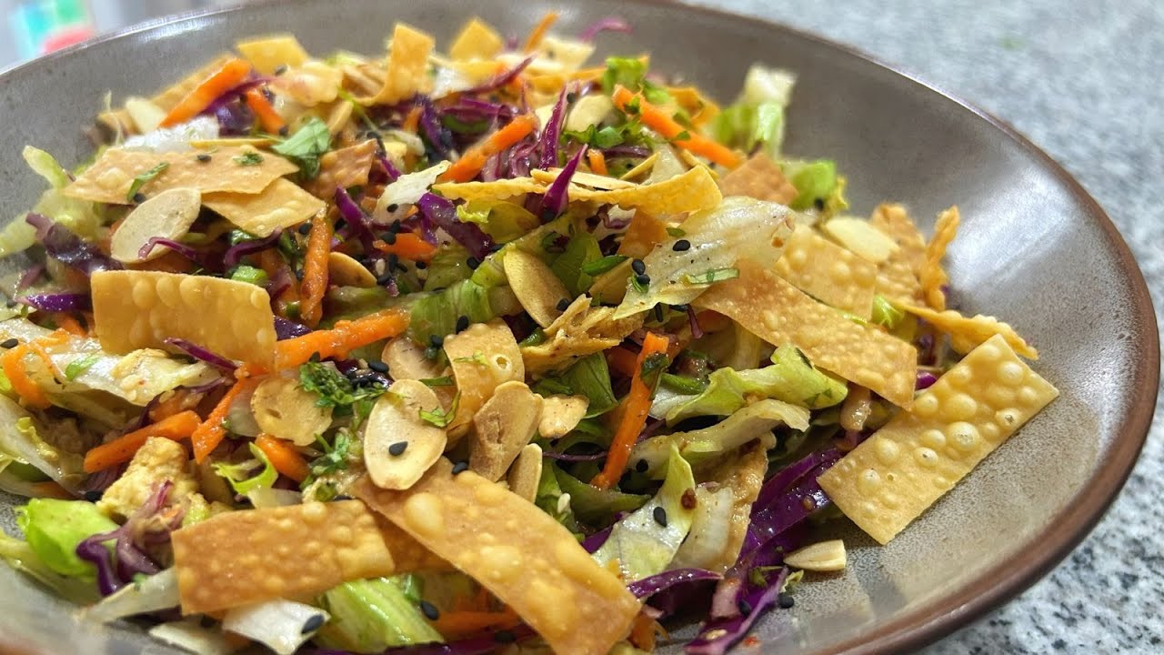 ENSALADA CHINA CON POLLO