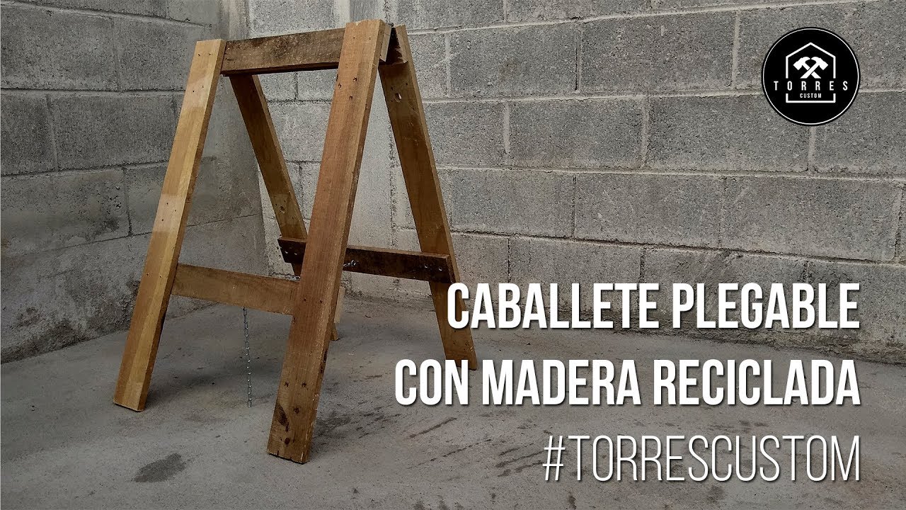 TC015 | Caballete plegable con madera reciclada