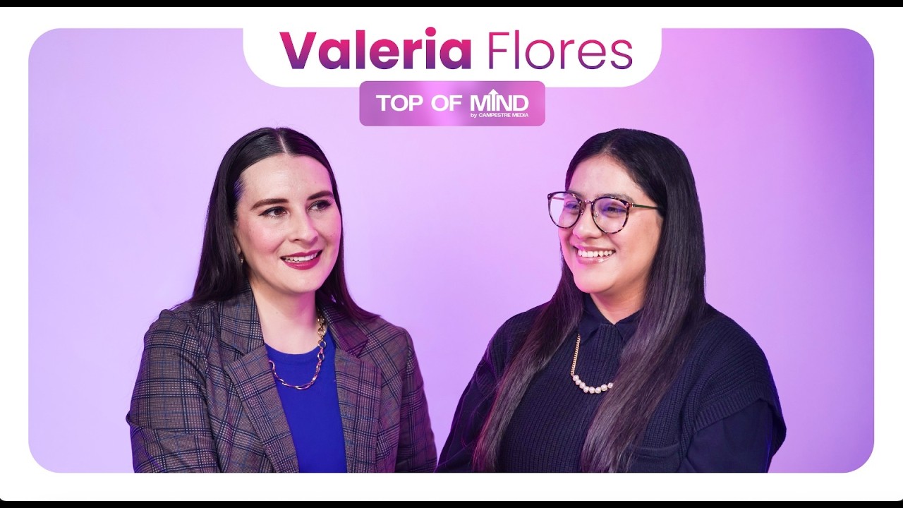 Valeria Flores, diseñadora gráfica